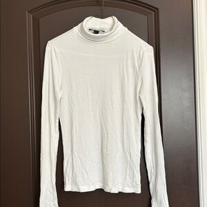 Forever 21 Ribbed Turtleneck Top White Size M